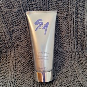 Monat Air Dry Cream